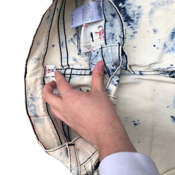 True Religion Jeans Size 32 STRAIGHT WITH FLAP - Picture 8 of 16